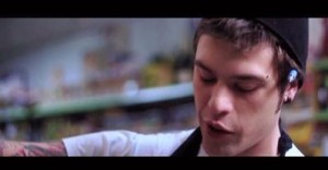 Penisola-che-non-c-e-300x156 [Video Ufficiale] Fedez - Penisola Che Non C'è