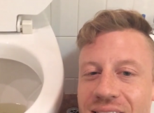 [Video] Macklemore e la tavoletta del WC