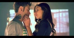 Cigno-nero-300x156 Elenco Video Canzoni e Live di Fedez