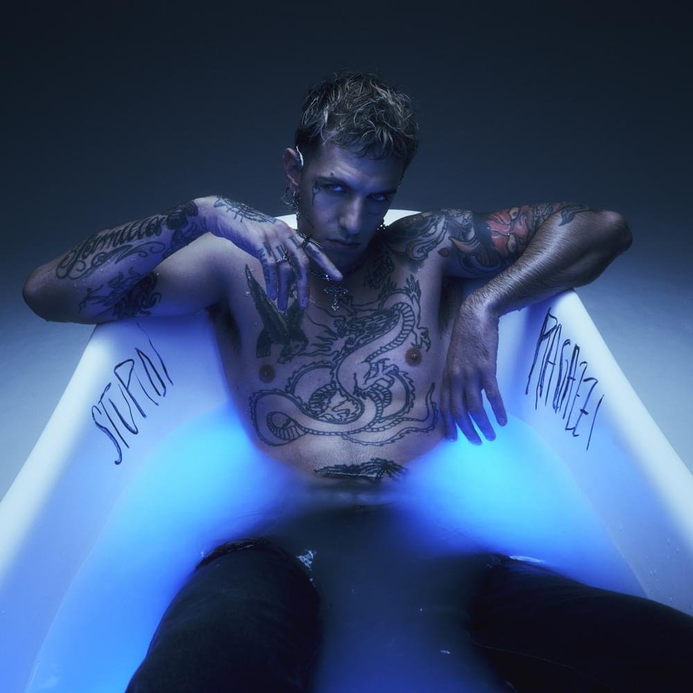 Cover della canzone 'Stupidi Ragazzi' di Achille Lauro