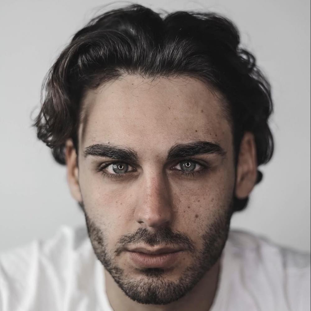 Foto di Alberto Urso, artista con ruolo nel rap italiano