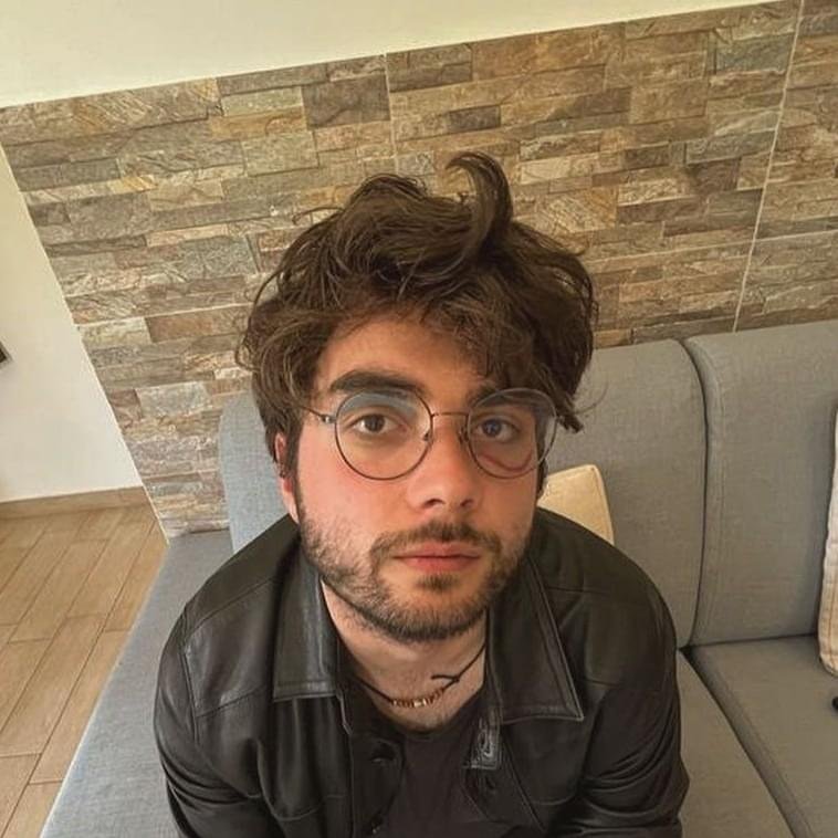 Foto di Alessandro De Blasio, artista con ruolo nel rap italiano