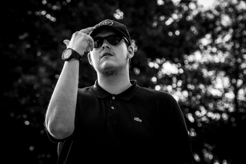 Foto di Alex Silvestri, artista con ruolo nel rap italiano