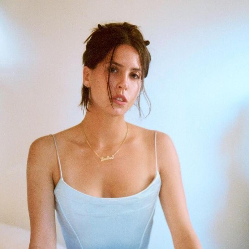 Foto di Amber Grace Johnson, artista con ruolo nel rap italiano