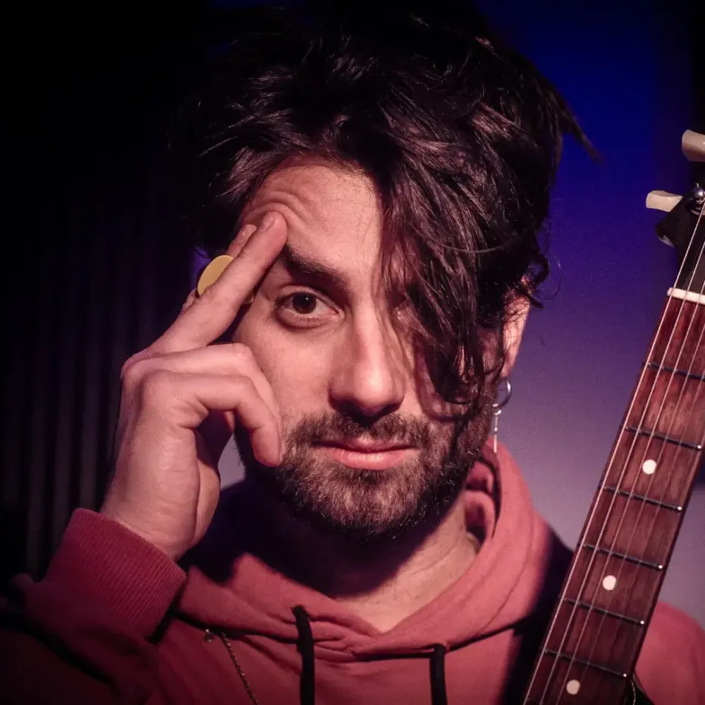 Foto di Amudi Safa, artista con ruolo nel rap italiano