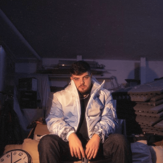 Foto di Andrea Schiavone, artista con ruolo nel rap italiano