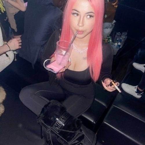 Cover della canzone 'TUBARAO RMX' di ANNA