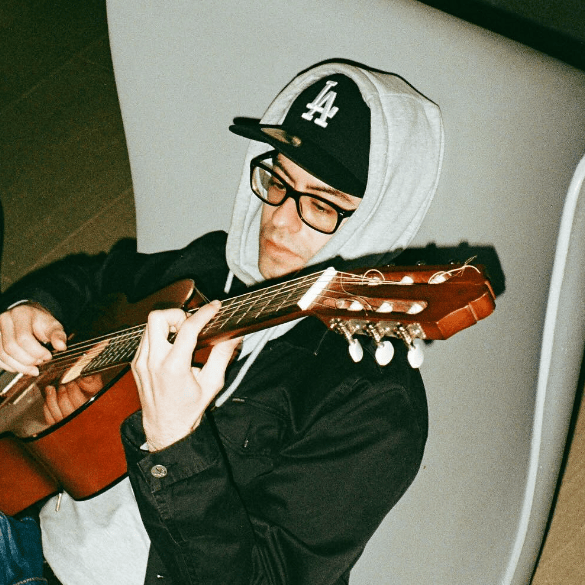 Foto di Antonio Sassone, artista con ruolo nel rap italiano