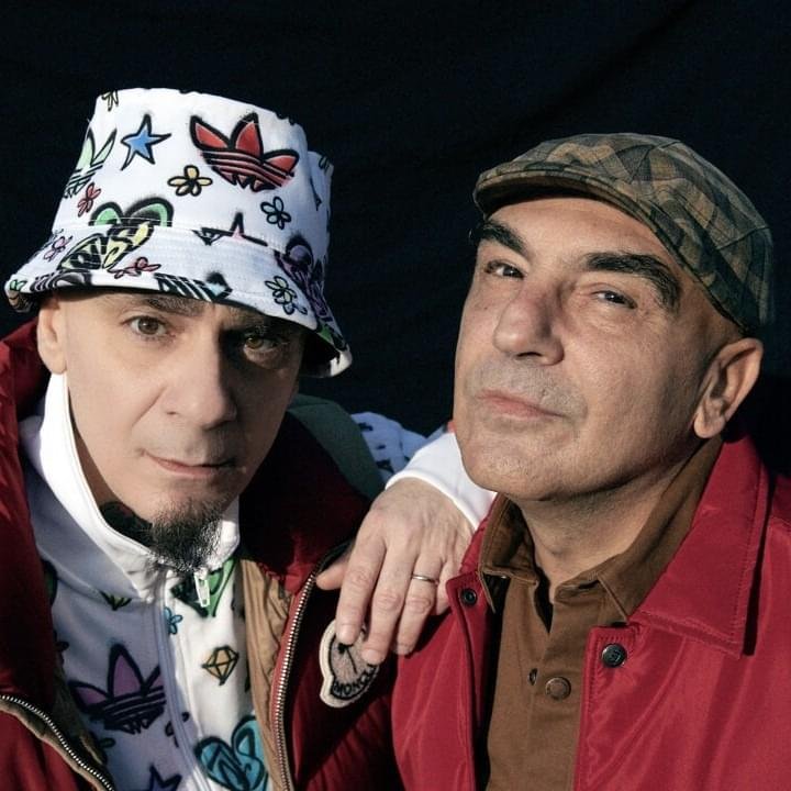 Foto di Articolo 31, artista con ruolo nel rap italiano