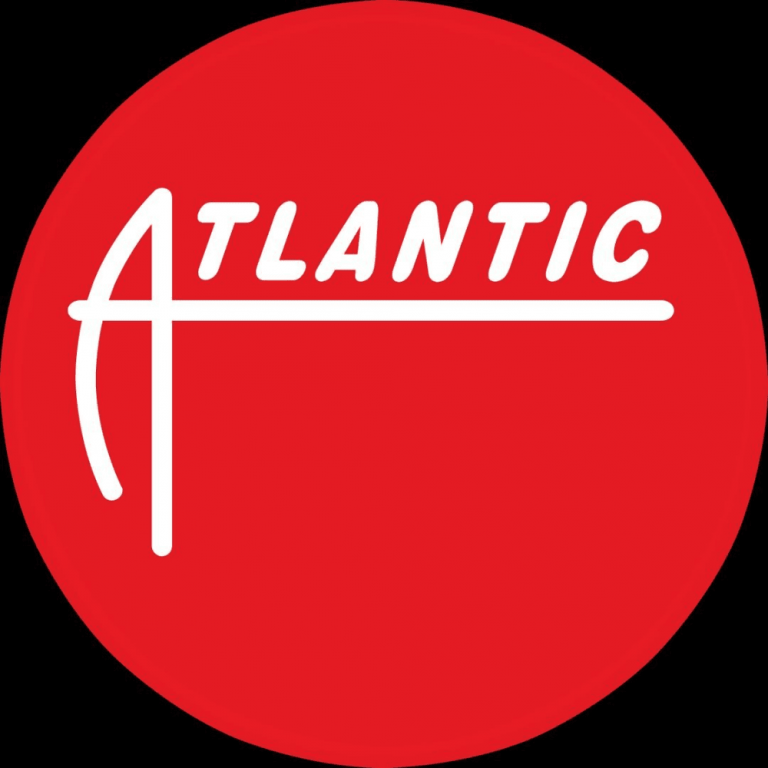 Foto di Atlantic Records Italy, artista con ruolo nel rap italiano