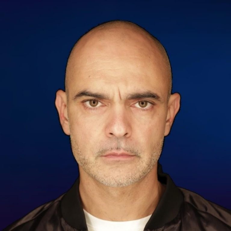 Foto di Bassi Maestro, artista con ruolo nel rap italiano