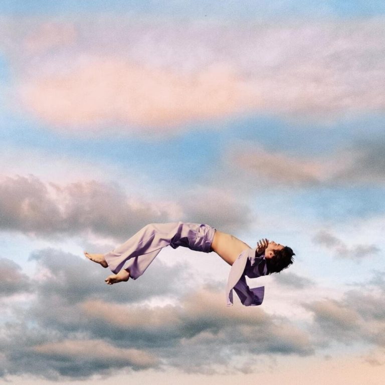 Cover dell'album 'CADERE VOLARE'