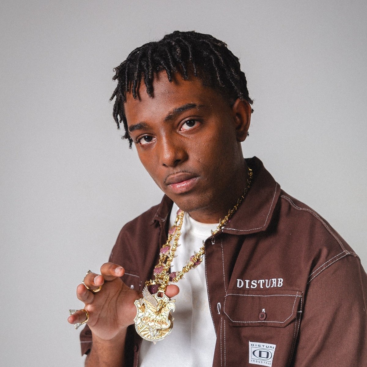 Foto di Caio Luccas, artista con ruolo nel rap italiano