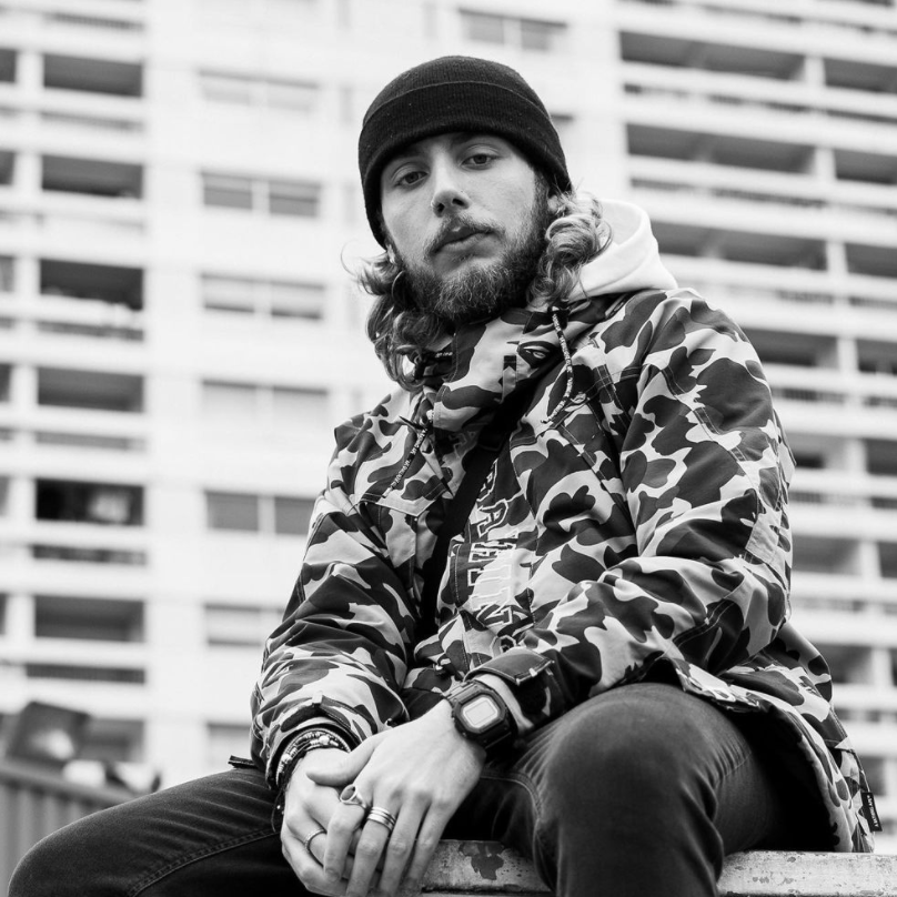 Foto di Calvin Antheaume, artista con ruolo nel rap italiano