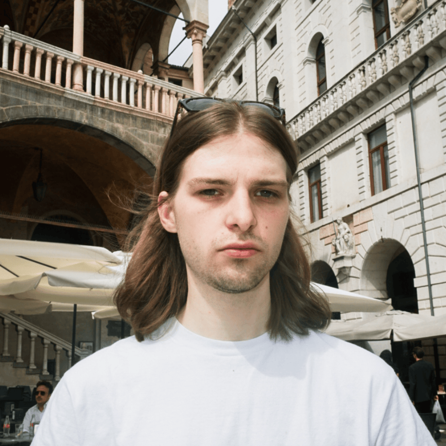 Foto di Carlo Corbellini, artista con ruolo nel rap italiano
