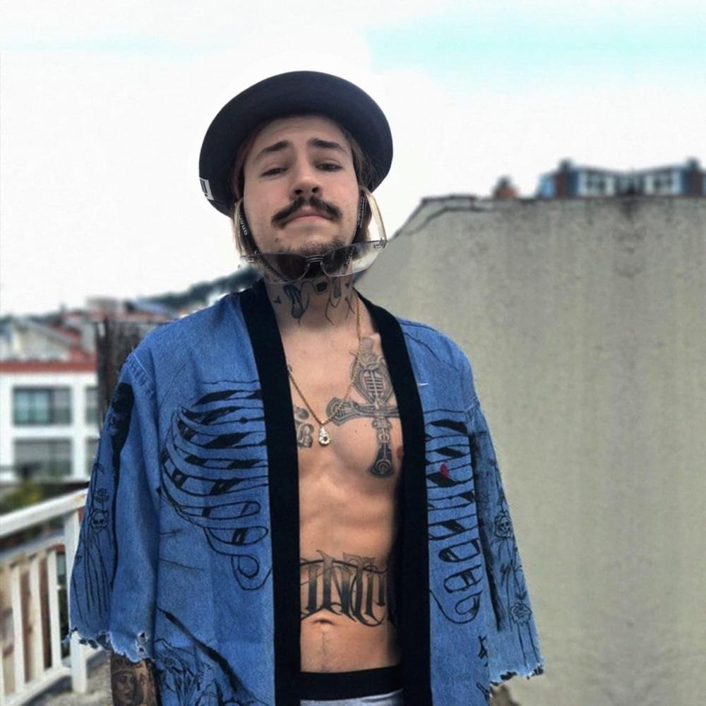 Cover della canzone 'Honey’s Kettle (Kizaru Remix)' di Chaz Guapo