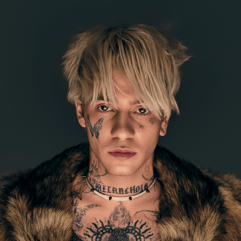 Foto di chiello, artista con ruolo nel rap italiano