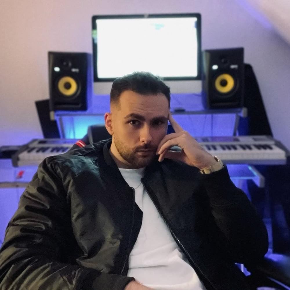 Foto di Chris Falcone, artista con ruolo nel rap italiano