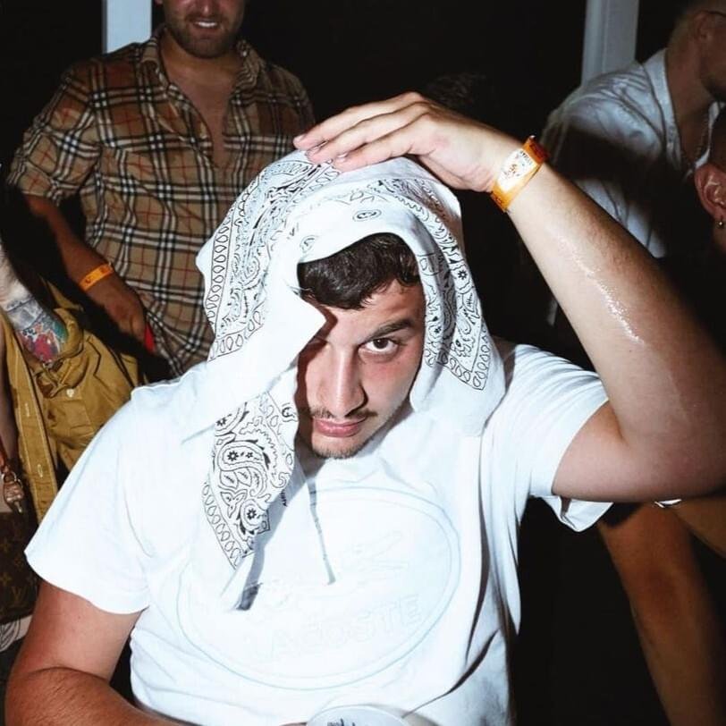 Foto di Christian Revo, artista con ruolo nel rap italiano