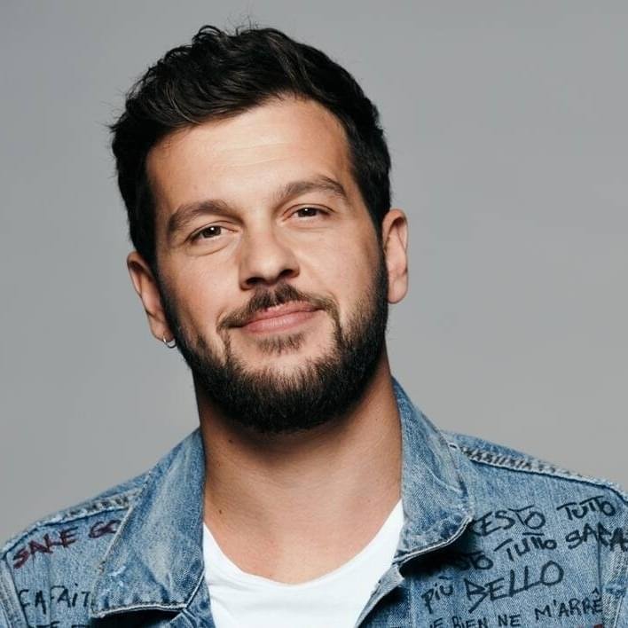 Foto di Claudio Capéo, artista con ruolo nel rap italiano