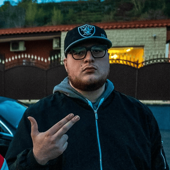 Foto di Cosmothadon, artista con ruolo nel rap italiano