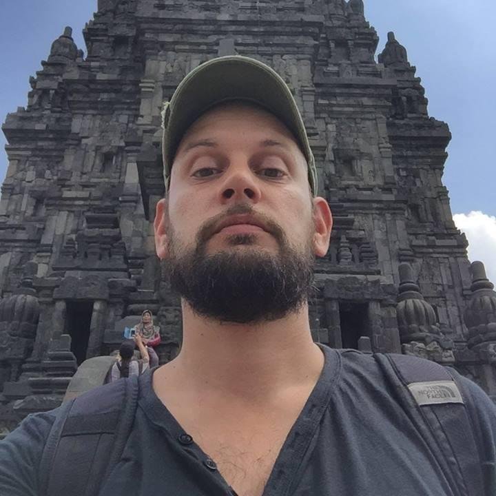 Foto di Daniele Martinis, artista con ruolo nel rap italiano
