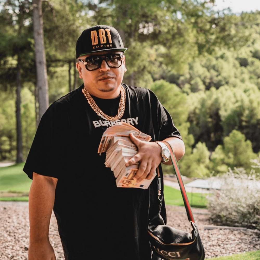 Foto di David Patron, artista con ruolo nel rap italiano