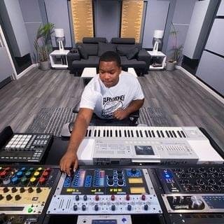 Foto di Demitrius Lewis II, artista con ruolo nel rap italiano