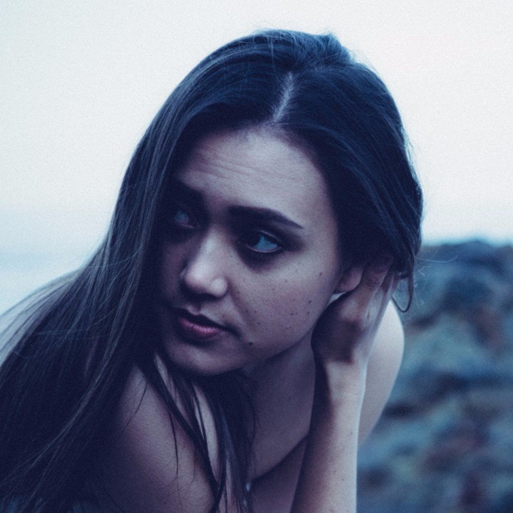 Foto di Dia Frampton, artista con ruolo nel rap italiano