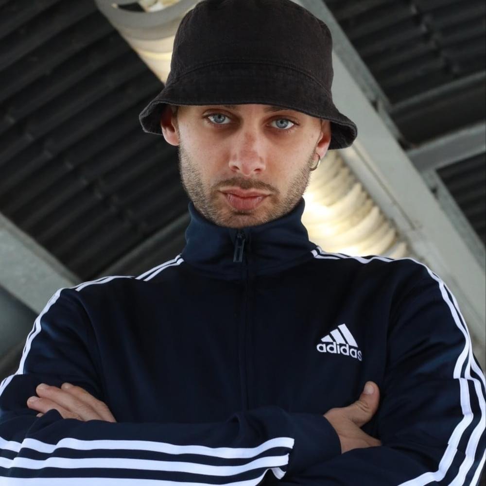 Foto di DJ Ghost aka Steeni, artista con ruolo nel rap italiano