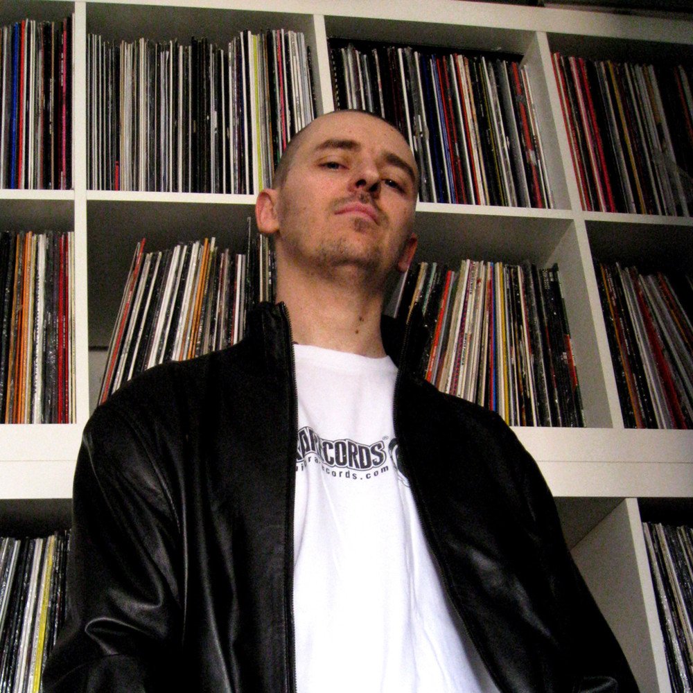Foto di DJ Zeta, artista con ruolo nel rap italiano