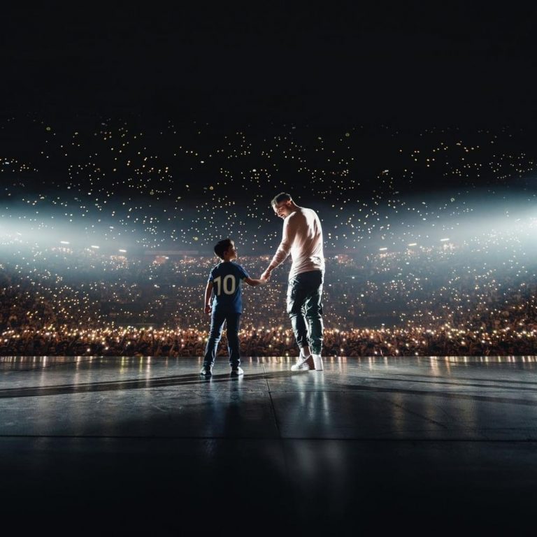 Cover dell'album '10' di Drillionaire