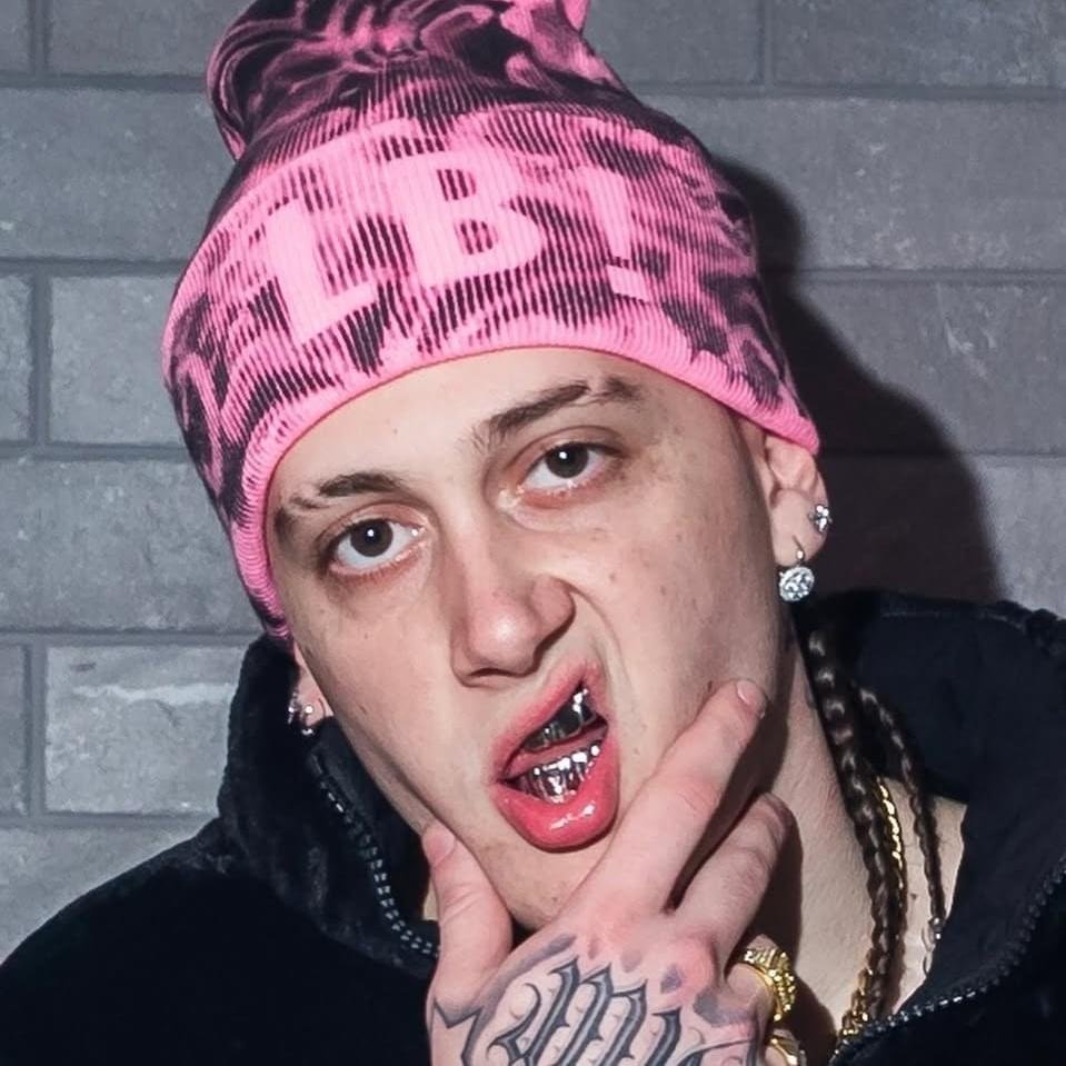 Foto di ELBI (ITA), artista con ruolo nel rap italiano