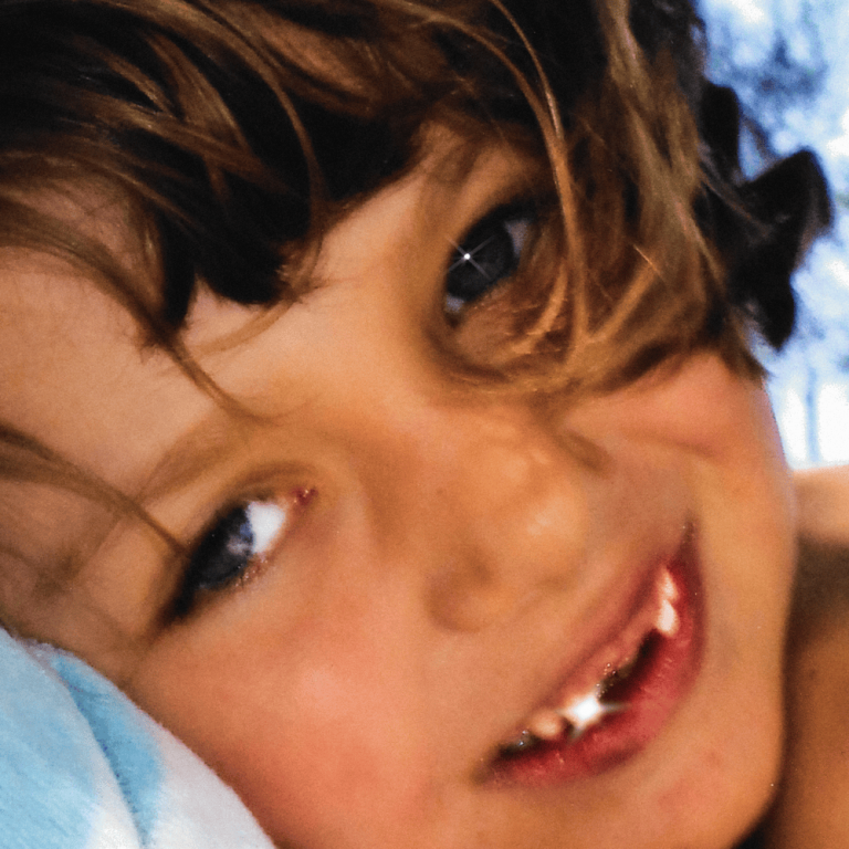 Cover dell'album 'GLOBO - EP' di Ele A