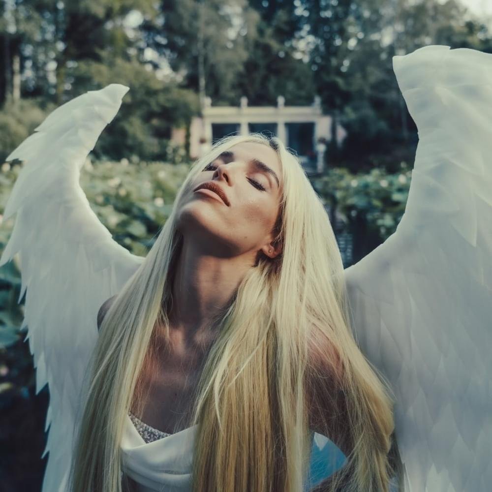 Foto di ELENA ROSE, artista con ruolo nel rap italiano