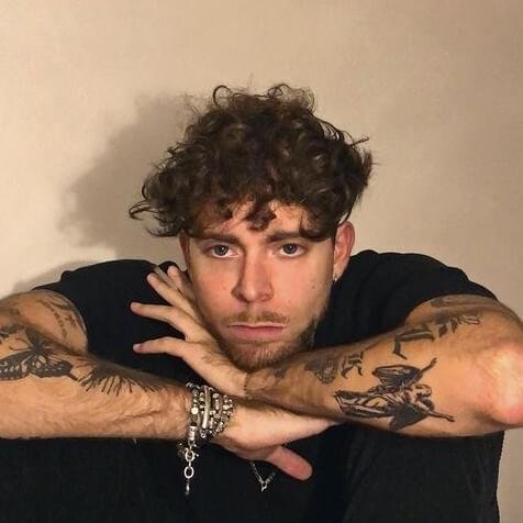 Foto di Enrico Guerrini, artista con ruolo nel rap italiano