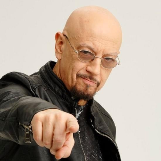 Foto di Enrico Ruggeri, artista con ruolo nel rap italiano