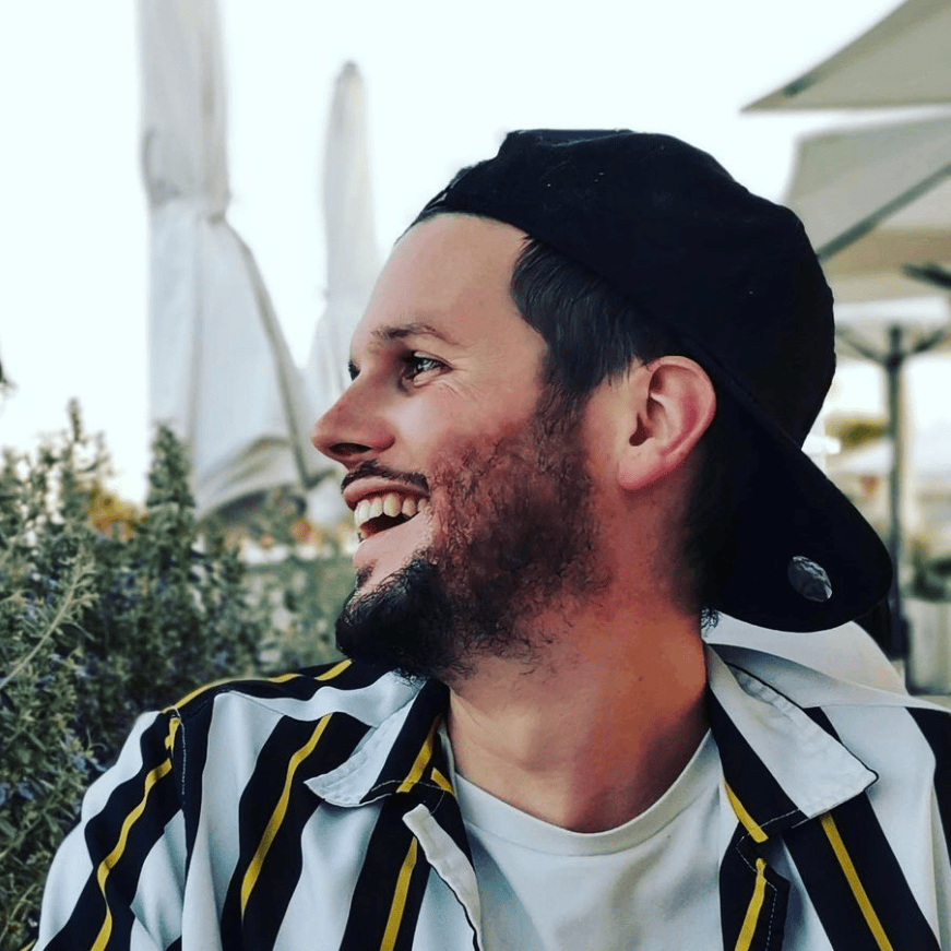 Foto di Erick Ness, artista con ruolo nel rap italiano