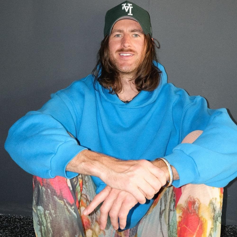 Foto di f a l l e n, artista con ruolo nel rap italiano