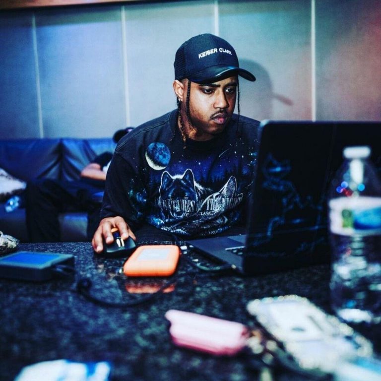 Foto di FOREVEROLLING, artista con ruolo nel rap italiano