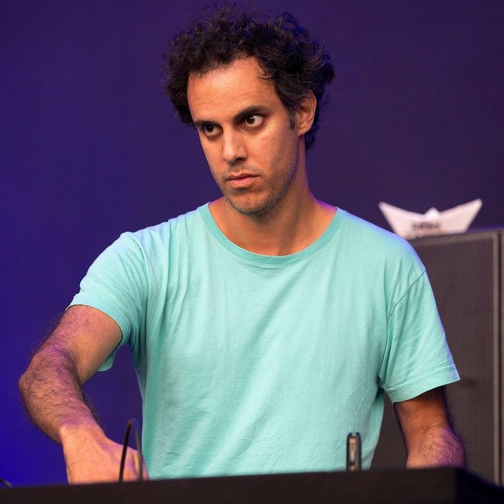 Foto di Four Tet, artista con ruolo nel rap italiano