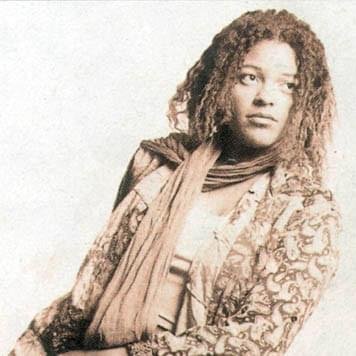 Foto di Francesca Touré, artista con ruolo nel rap italiano