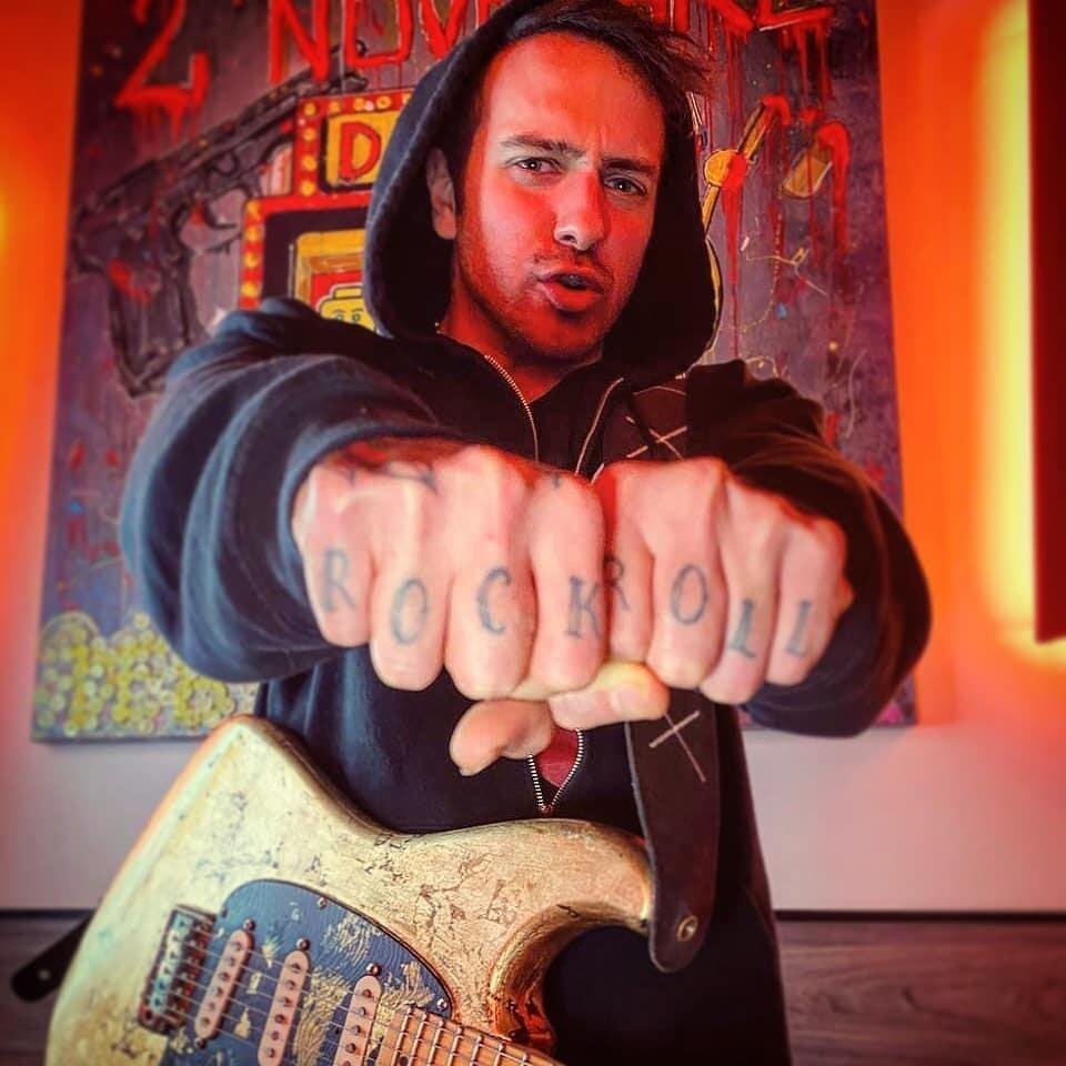 Foto di Francesco Landi, artista con ruolo nel rap italiano