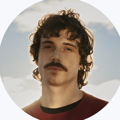 Foto di Franco126, artista con ruolo nel rap italiano