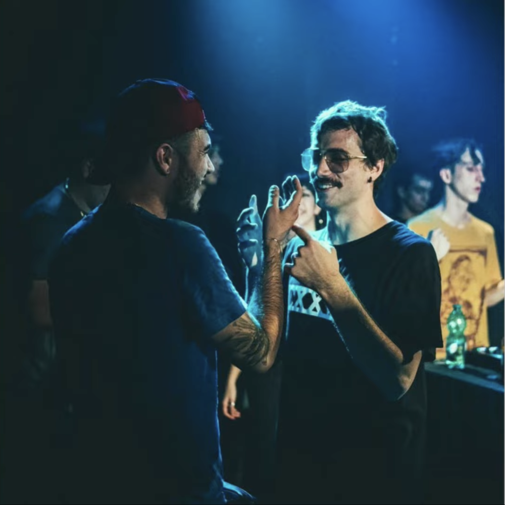 Cover della canzone 'Arpetta' di Franco126, Gianni Bismark