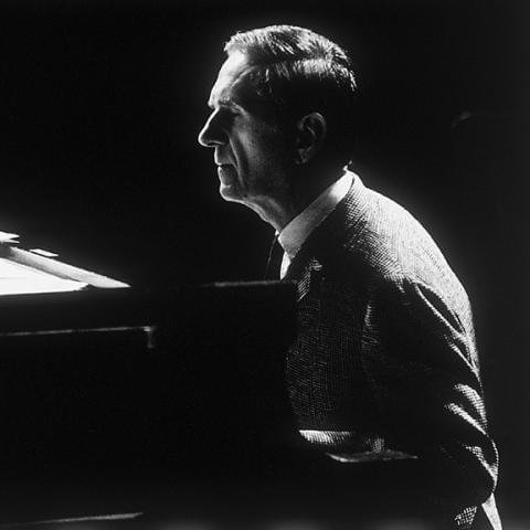 Foto di Gil Evans, artista con ruolo nel rap italiano