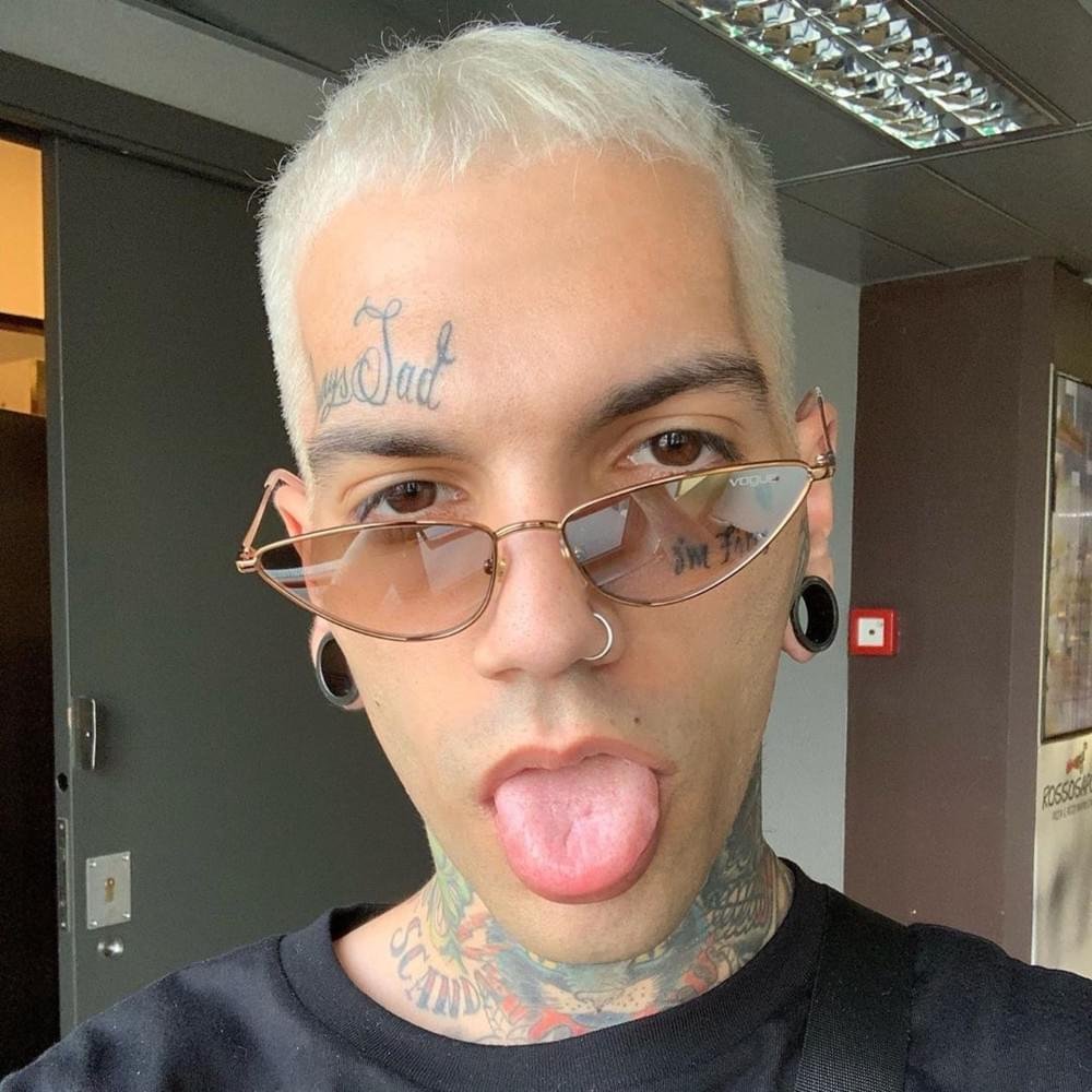 Foto di GionnyScandal, artista con ruolo nel rap italiano