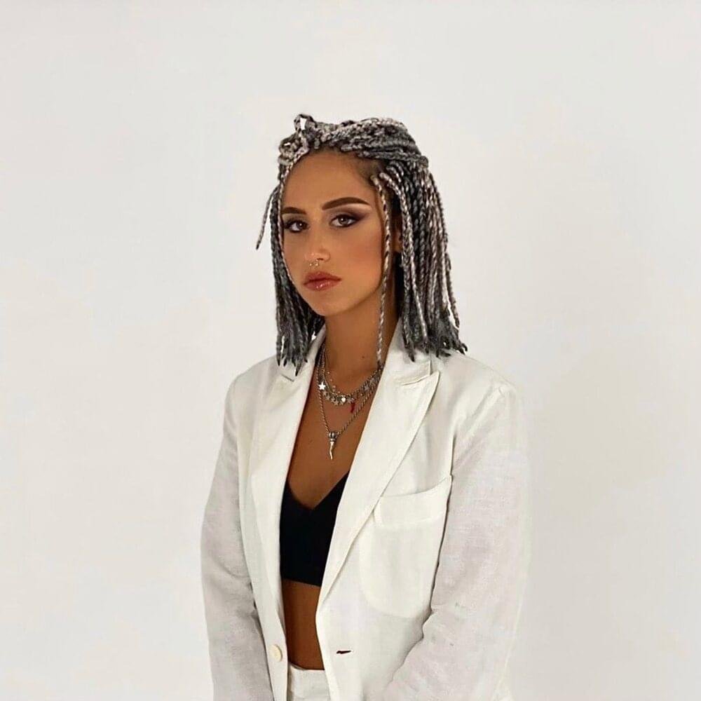 Foto di Giulia Molino, artista con ruolo nel rap italiano