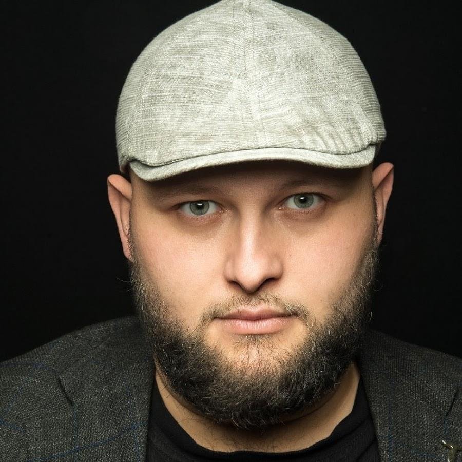 Foto di Greg Rega, artista con ruolo nel rap italiano