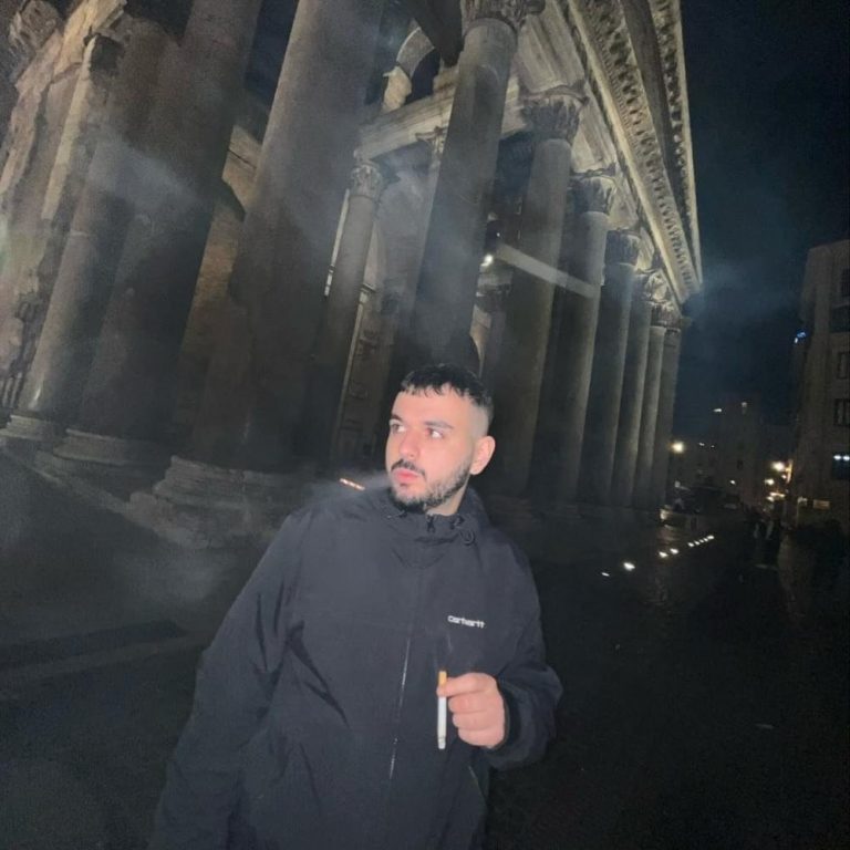 Foto di Guaro, artista con ruolo nel rap italiano
